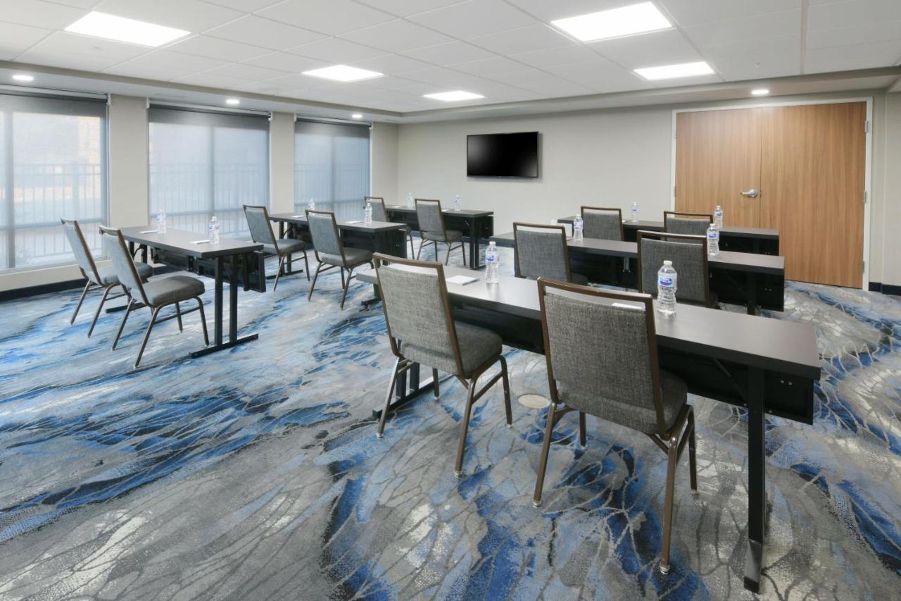 Fairfield Inn & Suites By Marriott Pottstown Limerick Exterior photo