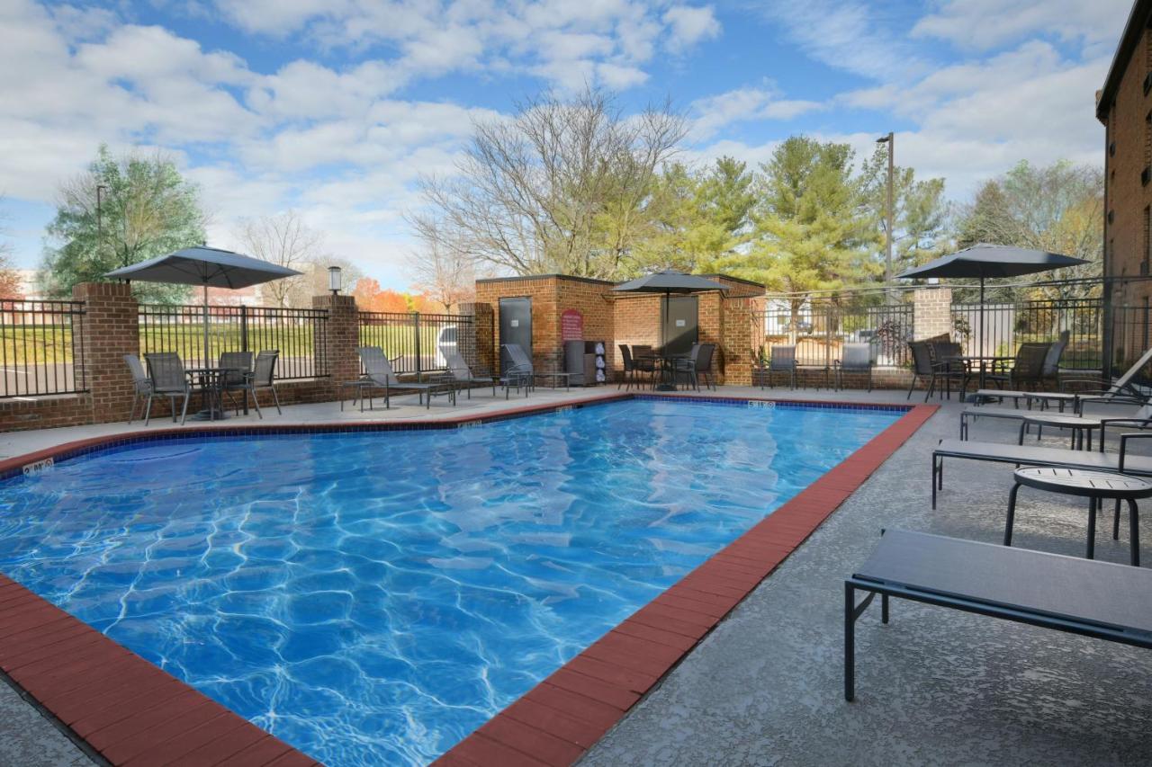 Fairfield Inn & Suites By Marriott Pottstown Limerick Exterior photo